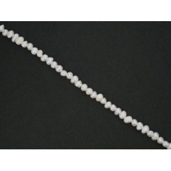 Pearl - White - Round - 4mm